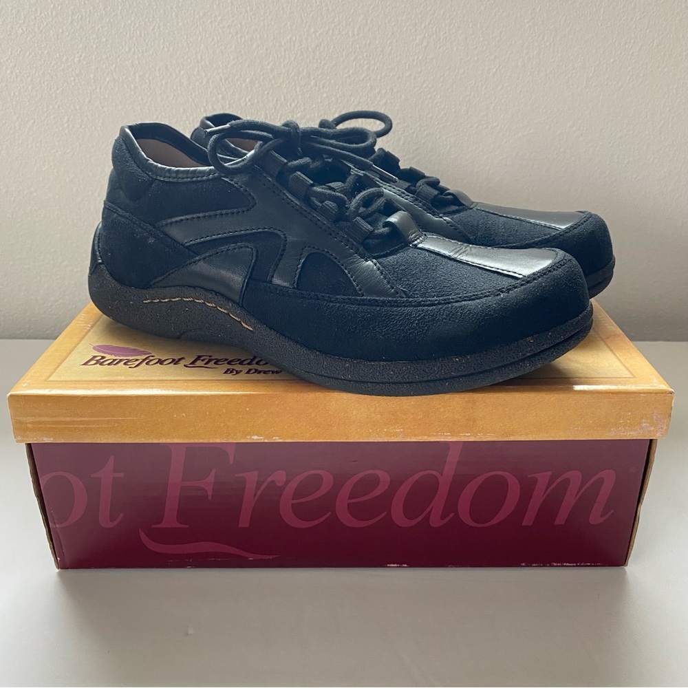 Barefoot Freedom Drew Roma Women’s Leather Fabric Comfort Shoes